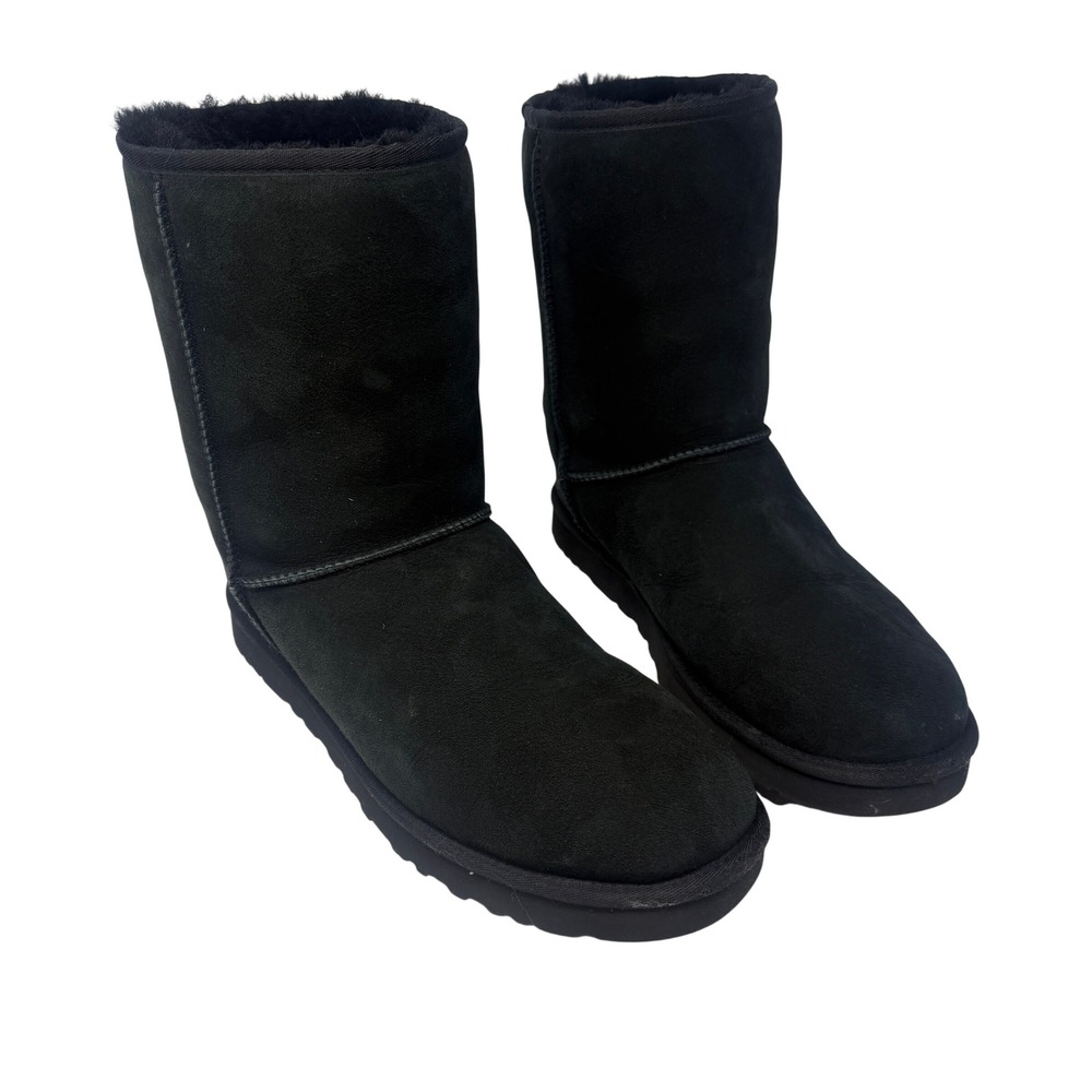 UGG Classic Short Boots Mens 13 Black Suede Excellent Shearling Lined 5800